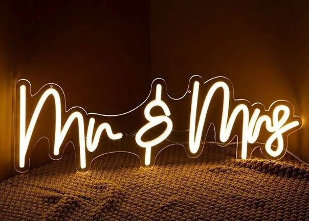 Mr & Mrs